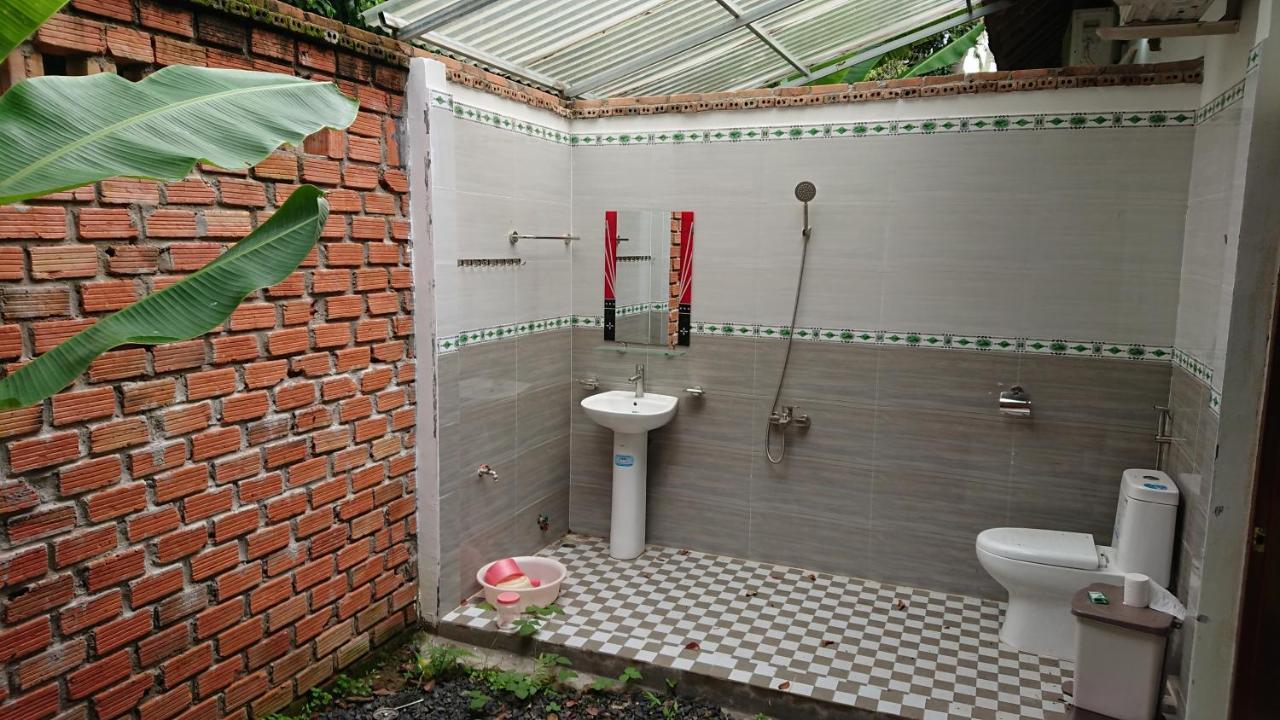 Vuonthuguesthousegarden Kon Tum Bagian luar foto