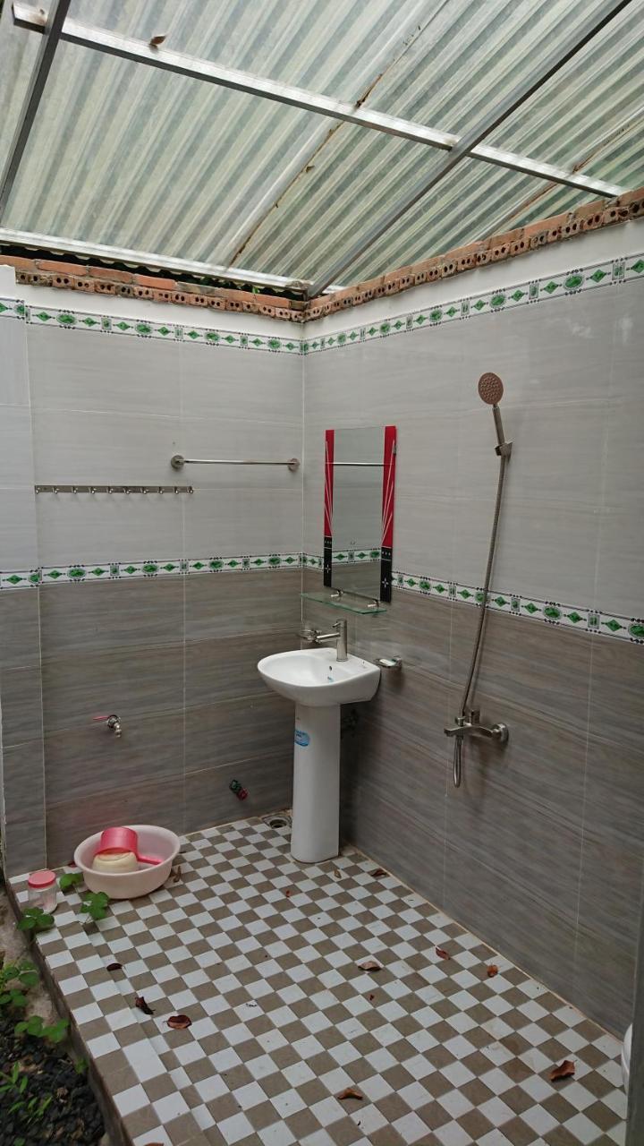 Vuonthuguesthousegarden Kon Tum Bagian luar foto