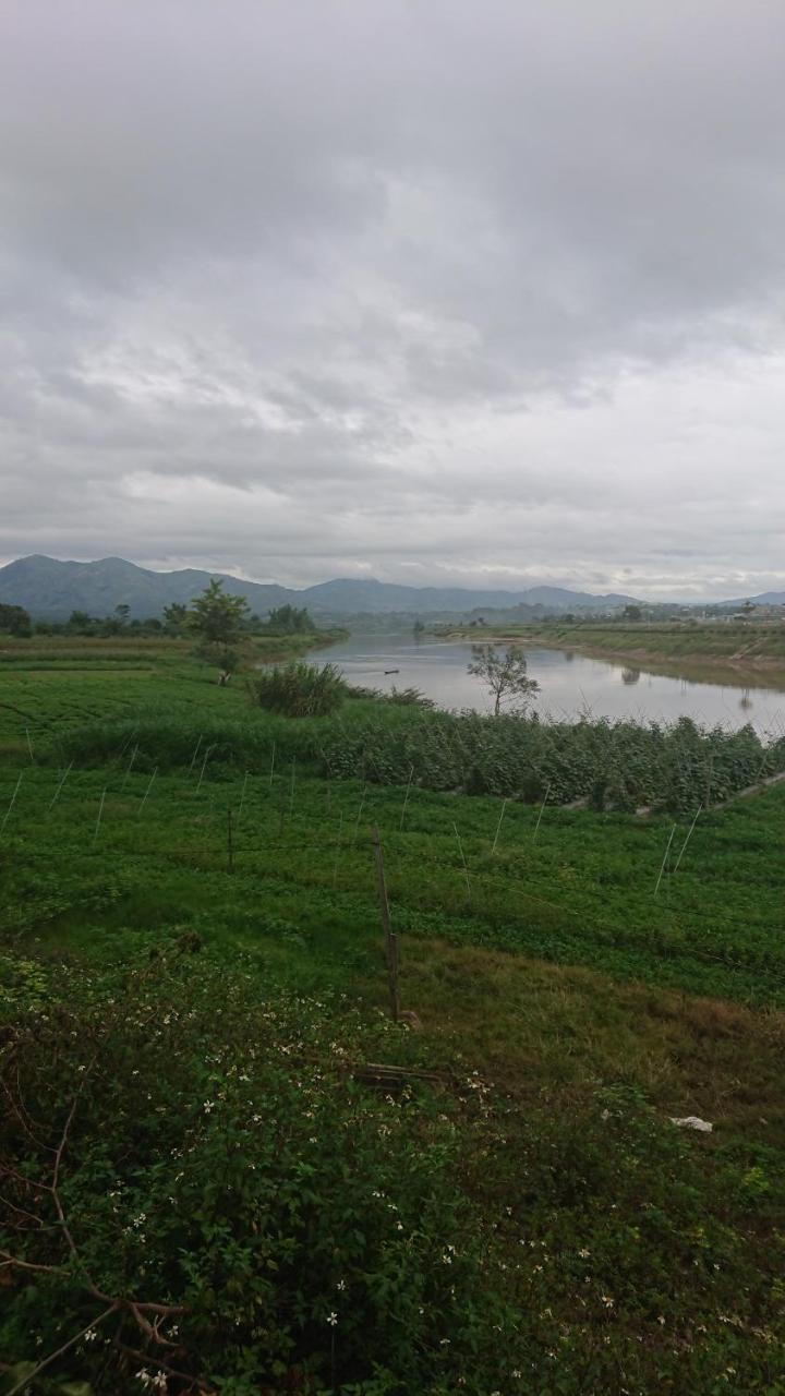 Vuonthuguesthousegarden Kon Tum Bagian luar foto